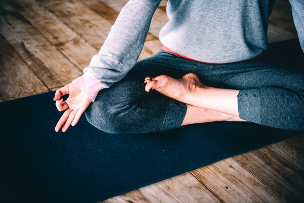 Want to get the most out of your yoga class? Here are 8 suggestions.