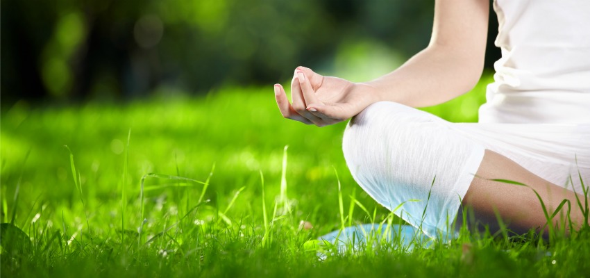 Spring is Around the Corner – Move Your Yoga Practice Outdoors!